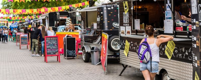 Moon Grease Traps cleans out the leftover fats, oil, and grease from grease traps in food trucks and restaurants participating in food festivals near Louisville, KY.